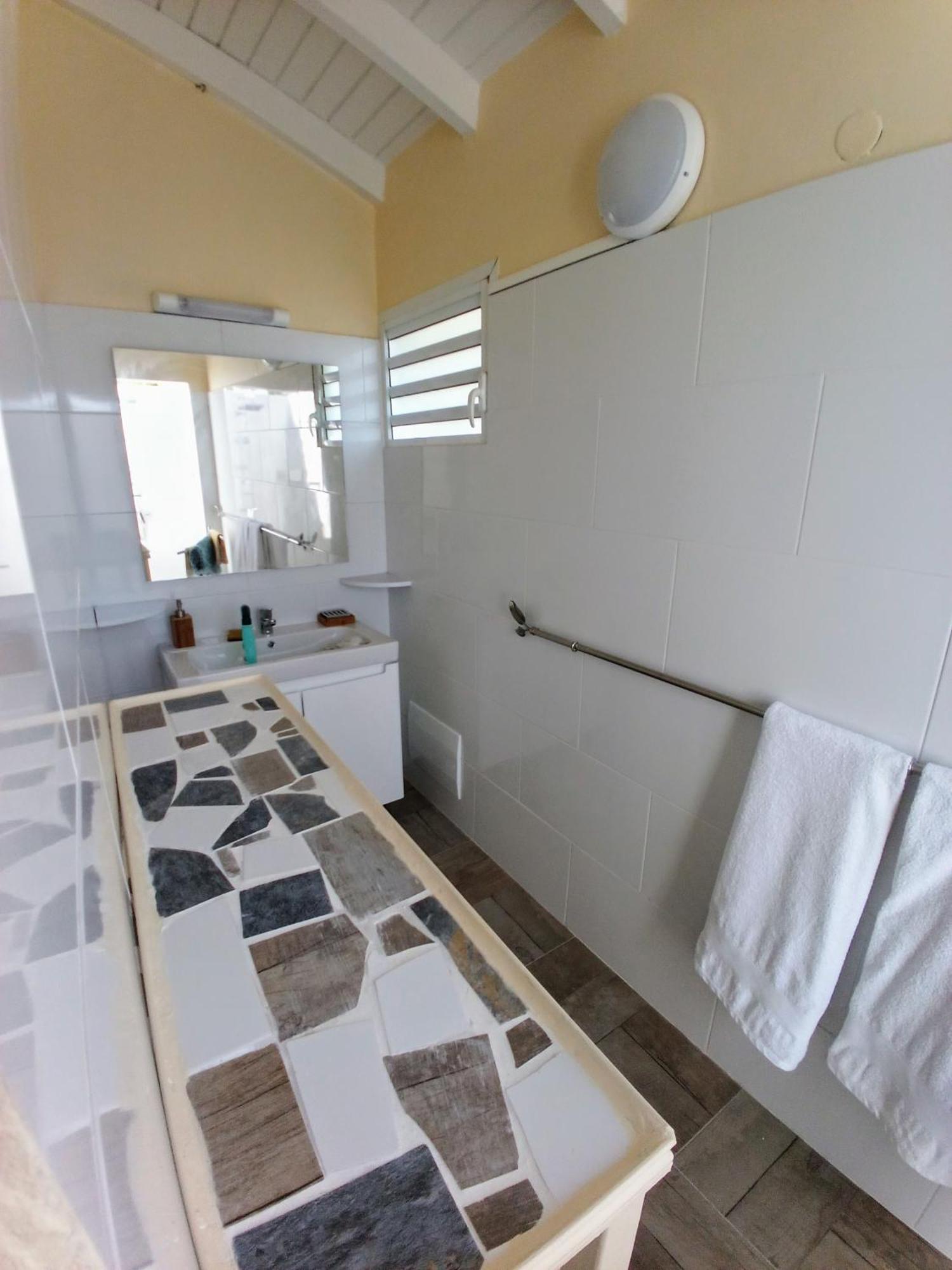 Aux Colibris Amoureux : Loft De Standing Avec Vue Mer Grand-Bourg  Exterior foto